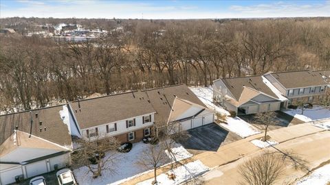 Tiny photo for 385 Woodview Circle #B, Elgin, IL 60120 (MLS # 12565156)
