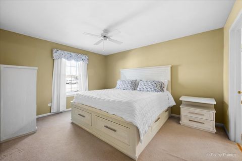 Tiny photo for 385 Woodview Circle #B, Elgin, IL 60120 (MLS # 12565156)