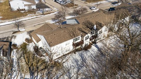 Tiny photo for 385 Woodview Circle #B, Elgin, IL 60120 (MLS # 12565156)