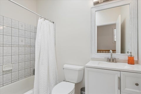 Tiny photo for 4538 S Saint Lawrence Avenue, Chicago, IL 60653 (MLS # 12674101)
