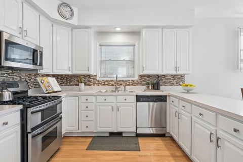 Tiny photo for 4538 S Saint Lawrence Avenue, Chicago, IL 60653 (MLS # 12674101)