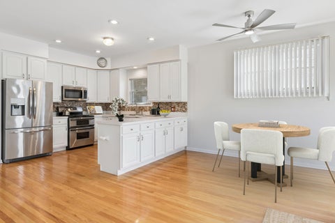 Tiny photo for 4538 S Saint Lawrence Avenue, Chicago, IL 60653 (MLS # 12674101)