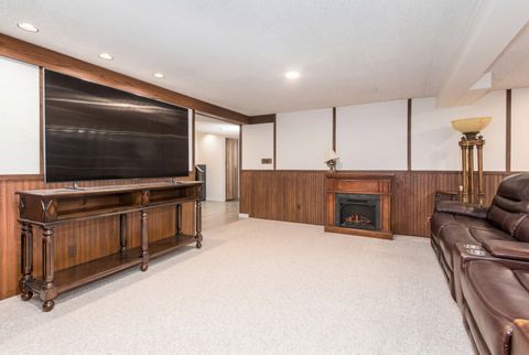 Tiny photo for 49 Park Lane #49, Park Ridge, IL 60068 (MLS # 12607296)