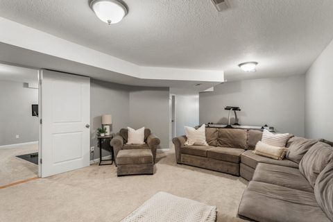 Tiny photo for 1308 Woodberry Drive, Mahomet, IL 61853 (MLS # 12636286)