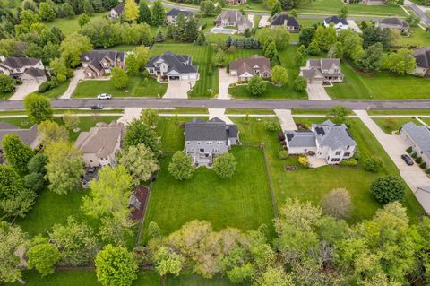 Tiny photo for 1308 Woodberry Drive, Mahomet, IL 61853 (MLS # 12636286)
