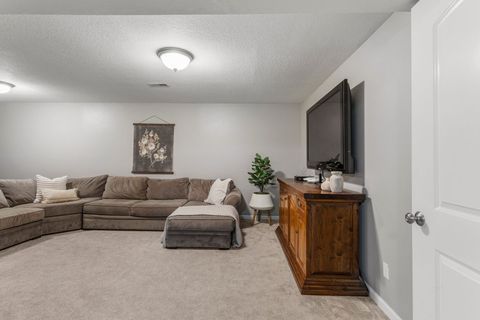 Tiny photo for 1308 Woodberry Drive, Mahomet, IL 61853 (MLS # 12636286)