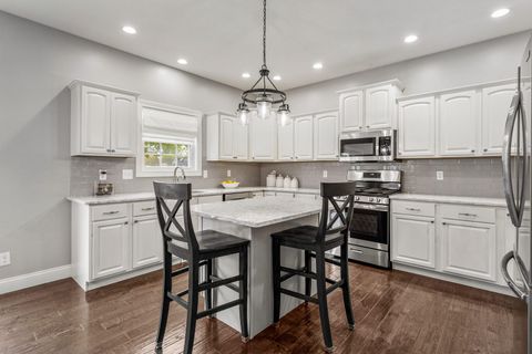 Tiny photo for 1308 Woodberry Drive, Mahomet, IL 61853 (MLS # 12636286)