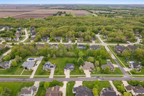 Tiny photo for 1308 Woodberry Drive, Mahomet, IL 61853 (MLS # 12636286)