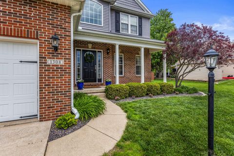 Tiny photo for 1308 Woodberry Drive, Mahomet, IL 61853 (MLS # 12636286)