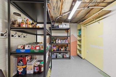 Tiny photo for 2515 E George Washington Boulevard, Davenport, IA 52803 (MLS # 12598168)