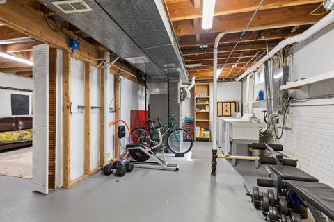 Tiny photo for 2515 E George Washington Boulevard, Davenport, IA 52803 (MLS # 12598168)