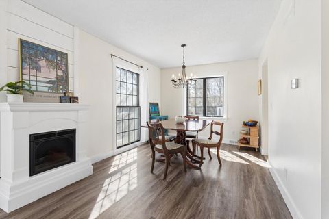 Tiny photo for 2515 E George Washington Boulevard, Davenport, IA 52803 (MLS # 12598168)