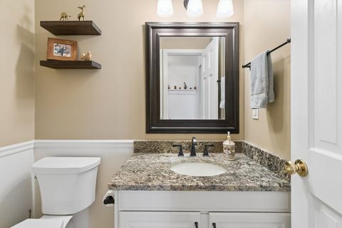 Tiny photo for 2515 E George Washington Boulevard, Davenport, IA 52803 (MLS # 12598168)