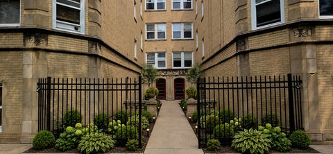 Photo of 2318 W ROSEMONT Avenue #2, Chicago, IL 60659 (MLS # 12734276)