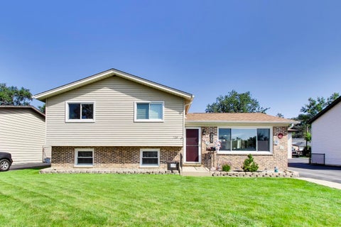 Photo of 720 Warrior Drive, Round Lake Heights, IL 60073 (MLS # 12744928)