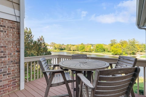 Tiny photo for 1304 Shire Circle #4, Inverness, IL 60067 (MLS # 12796015)