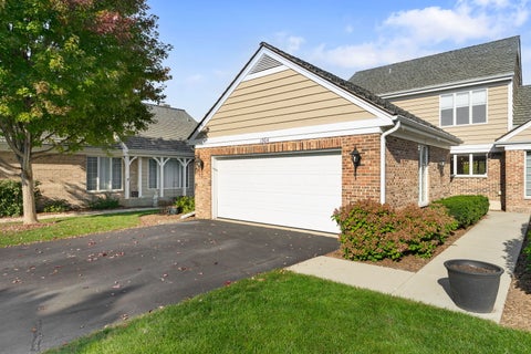 Photo of 1304 Shire Circle #4, Inverness, IL 60067 (MLS # 12796015)