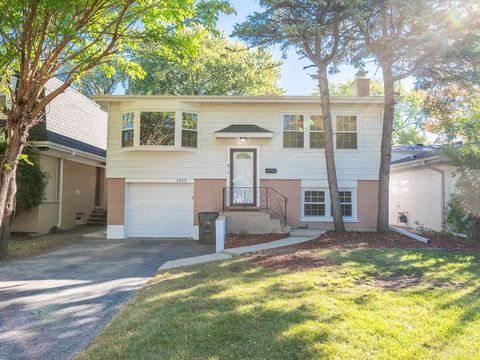 1355 S Dunton Avenue Arlington Heights IL 60005