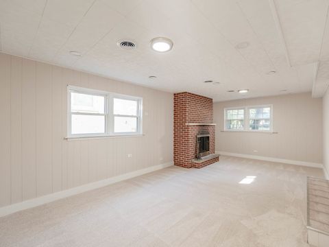 Tiny photo for 1355 S Dunton Avenue, Arlington Heights, IL 60005 (MLS # 12492109)