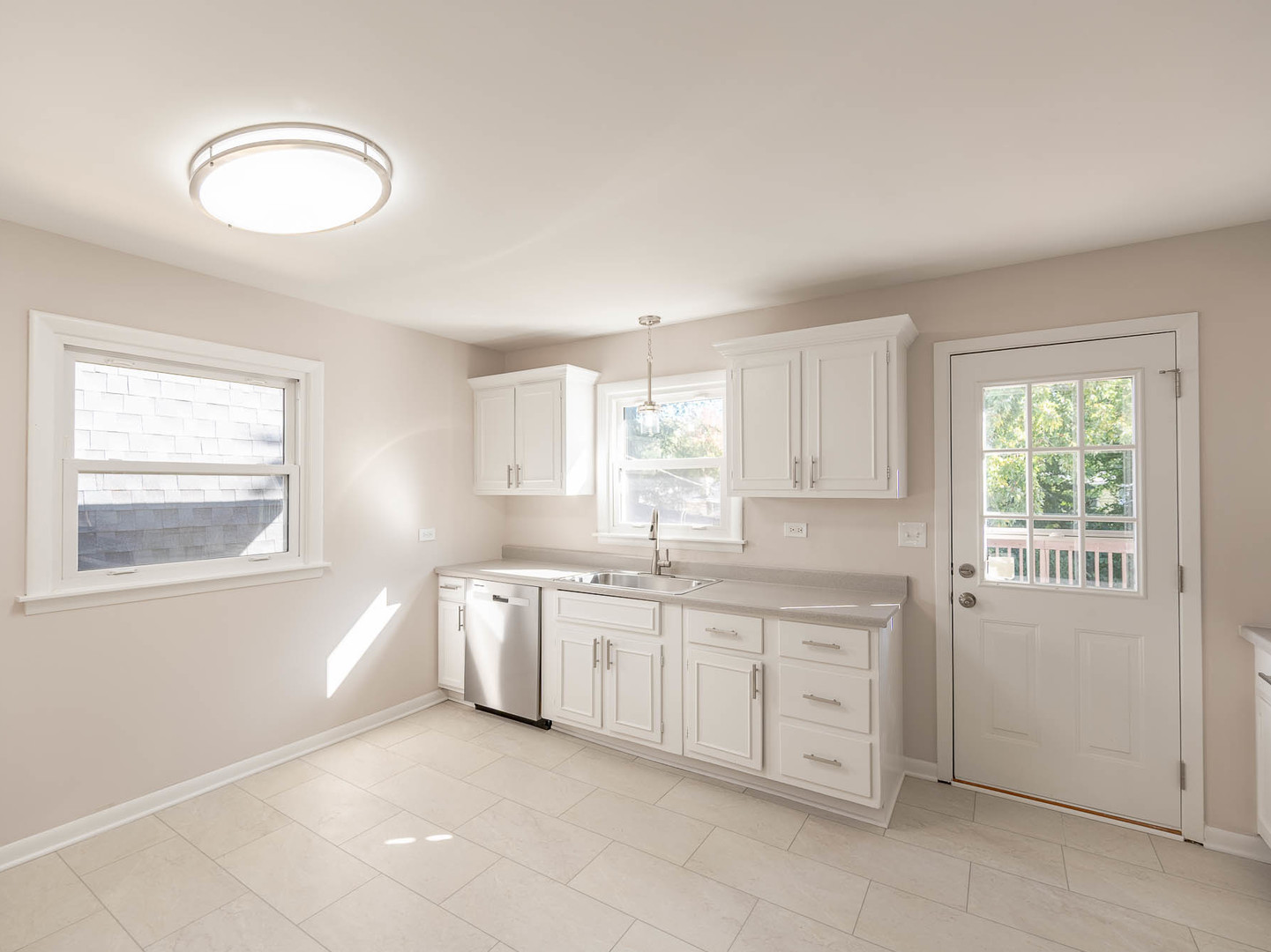 1355 S Dunton Avenue