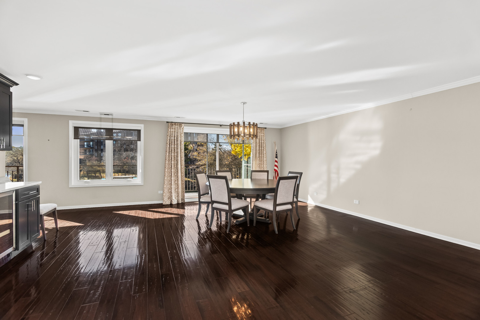 701 LAKE HINSDALE Drive G-202