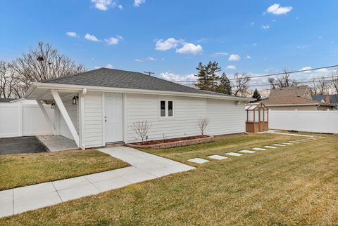 Tiny photo for 250 N Irving Avenue, Hillside, IL 60162 (MLS # 12572142)