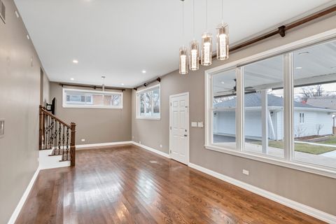 Tiny photo for 250 N Irving Avenue, Hillside, IL 60162 (MLS # 12572142)