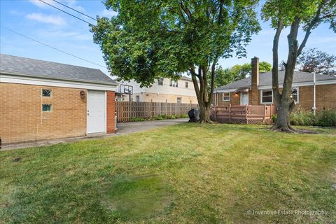 Tiny photo for 2522 S 6th Avenue, North Riverside, IL 60546 (MLS # 12491740)