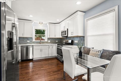 Tiny photo for 2522 S 6th Avenue, North Riverside, IL 60546 (MLS # 12491740)