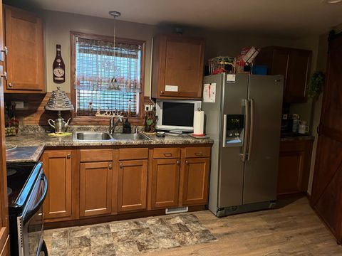 Tiny photo for 15213 Waverly Avenue, Midlothian, IL 60445 (MLS # 12495534)