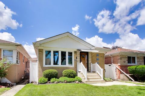 Tiny photo for 1118 Bohland Avenue, Bellwood, IL 60104 (MLS # 12680179)
