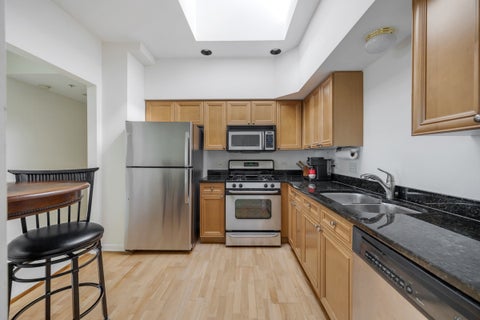 Tiny photo for 655 Perrie Drive #605, Elk Grove Village, IL 60007 (MLS # 12791525)