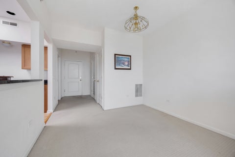 Tiny photo for 655 Perrie Drive #605, Elk Grove Village, IL 60007 (MLS # 12791525)