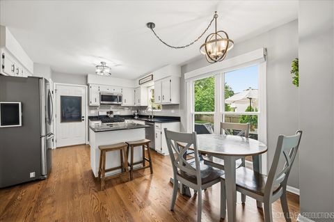 Tiny photo for 612 Spyglass Court, North Aurora, IL 60542 (MLS # 12686596)