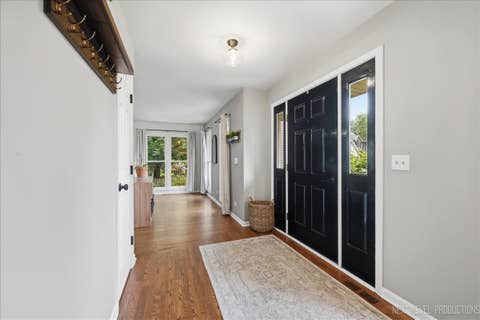 Tiny photo for 612 Spyglass Court, North Aurora, IL 60542 (MLS # 12686596)