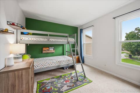 Tiny photo for 612 Spyglass Court, North Aurora, IL 60542 (MLS # 12686596)
