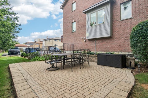 Tiny photo for 463 Summit Avenue #D, Park Ridge, IL 60068 (MLS # 12751563)
