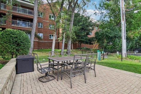 Tiny photo for 463 Summit Avenue #D, Park Ridge, IL 60068 (MLS # 12751563)