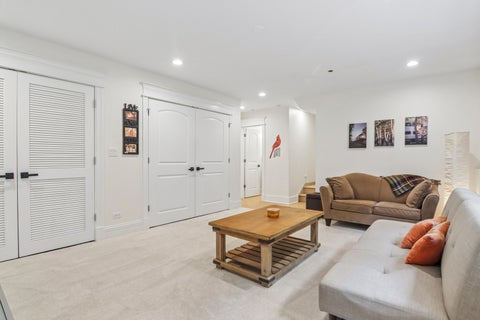 Tiny photo for 463 Summit Avenue #D, Park Ridge, IL 60068 (MLS # 12751563)