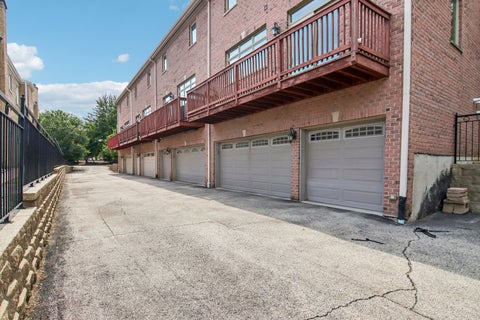 Tiny photo for 463 Summit Avenue #D, Park Ridge, IL 60068 (MLS # 12751563)