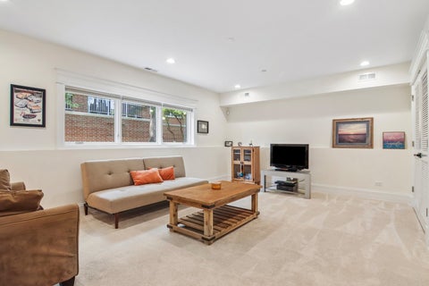 Tiny photo for 463 Summit Avenue #D, Park Ridge, IL 60068 (MLS # 12751563)