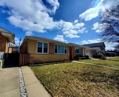 6341 N LOWELL Avenue Chicago IL 60646