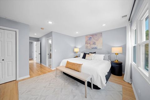 Tiny photo for 3634 N Mozart Street, Chicago, IL 60618 (MLS # 12498467)