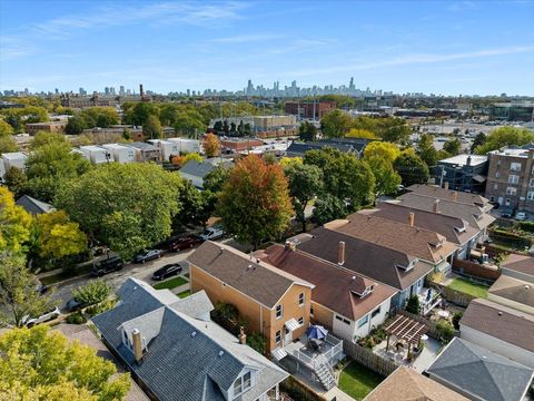 Tiny photo for 3634 N Mozart Street, Chicago, IL 60618 (MLS # 12498467)