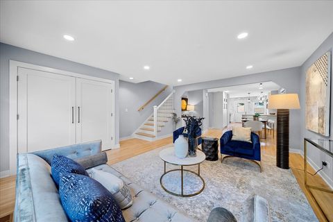 Tiny photo for 3634 N Mozart Street, Chicago, IL 60618 (MLS # 12498467)