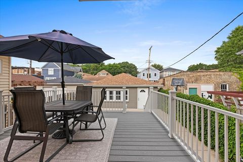 Tiny photo for 3634 N Mozart Street, Chicago, IL 60618 (MLS # 12498467)