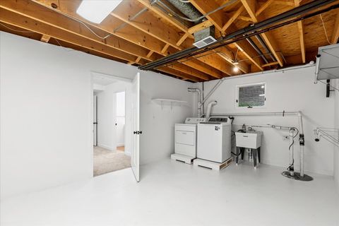 Tiny photo for 3634 N Mozart Street, Chicago, IL 60618 (MLS # 12498467)