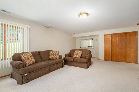 Tiny photo for 112 Village Woods Drive, Crete, IL 60417 (MLS # 12463112)