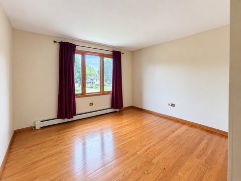 Tiny photo for 1428 Roslyn Road, Schaumburg, IL 60193 (MLS # 12764608)