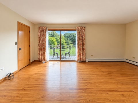 Tiny photo for 1428 Roslyn Road, Schaumburg, IL 60193 (MLS # 12764608)